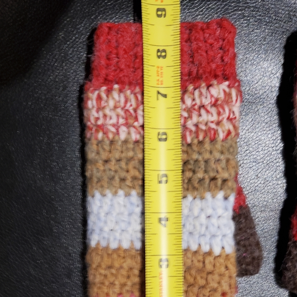 Handmade Mittens - Picture 4 of 5